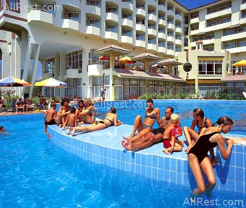 Nova Park Hotel 23